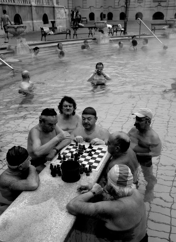 Stanko Abadžic - Playing Chess in the Baths