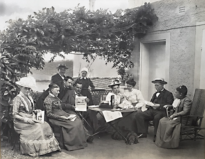 Anonymous - Weekend Photographica Collectors and Their Items Anonymous - Weekend Photographica Collectors and Their Items