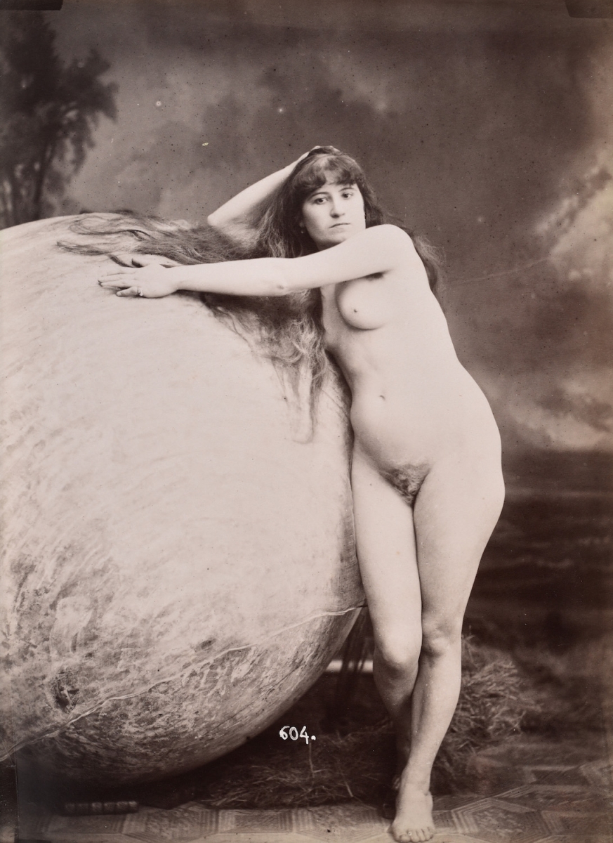 Gaudenzio Marconi - Study of a Female Nude with Large Globe