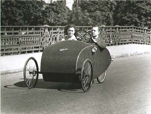 Pierre Jahan - Voiture a pedales (Pedal-mobile or 