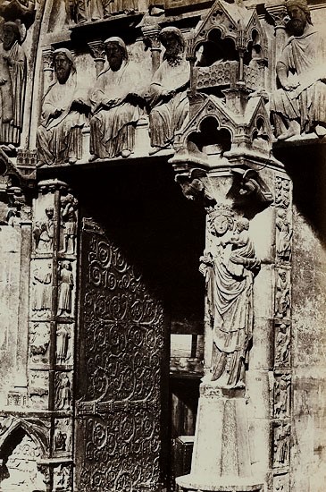 Bisson Freres - Facade Principale. Detail de la Porte, Cote Nord (Notre Dame, Paris)